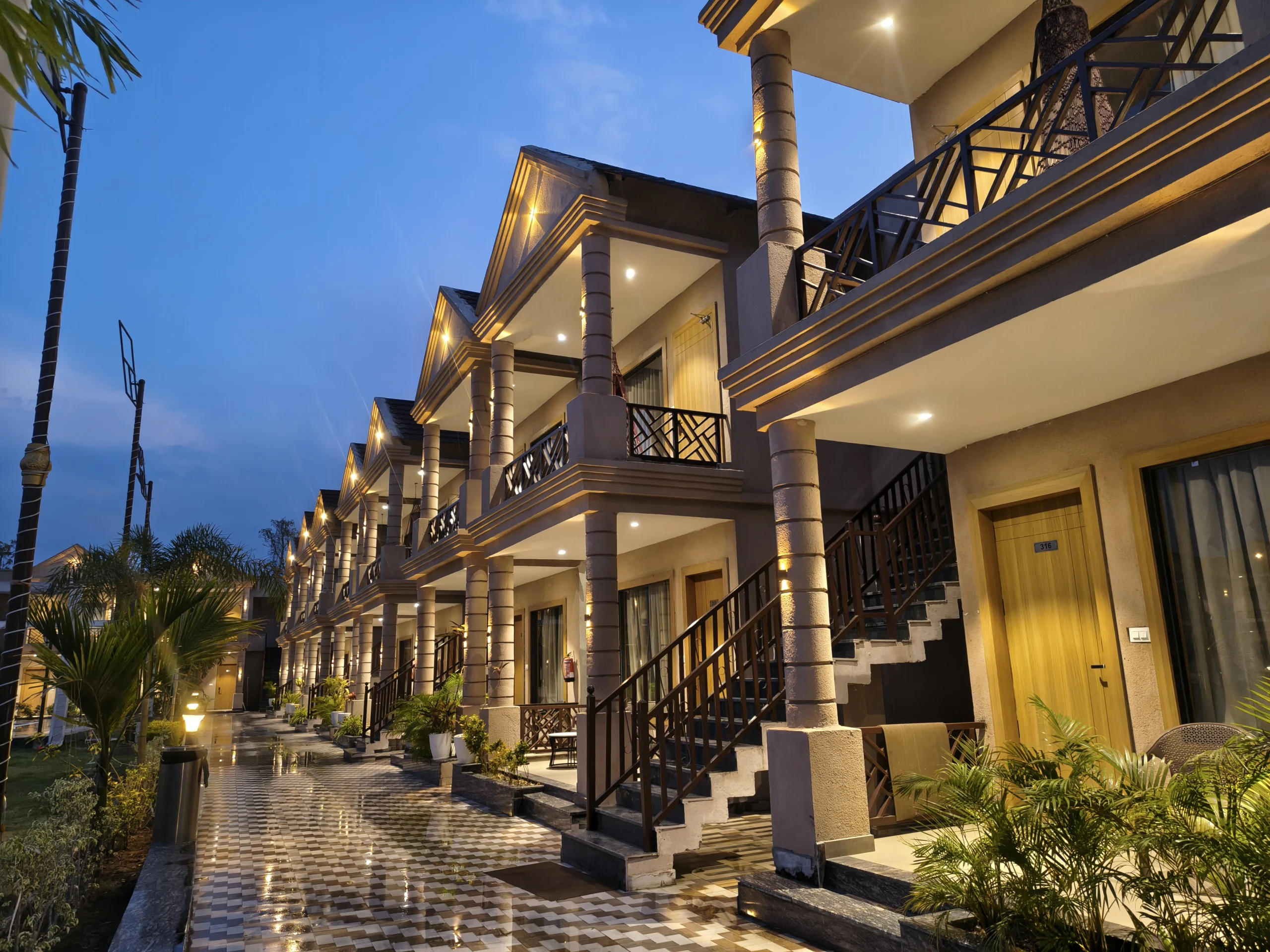 Pearl Blue Resort Bhaopal (3)