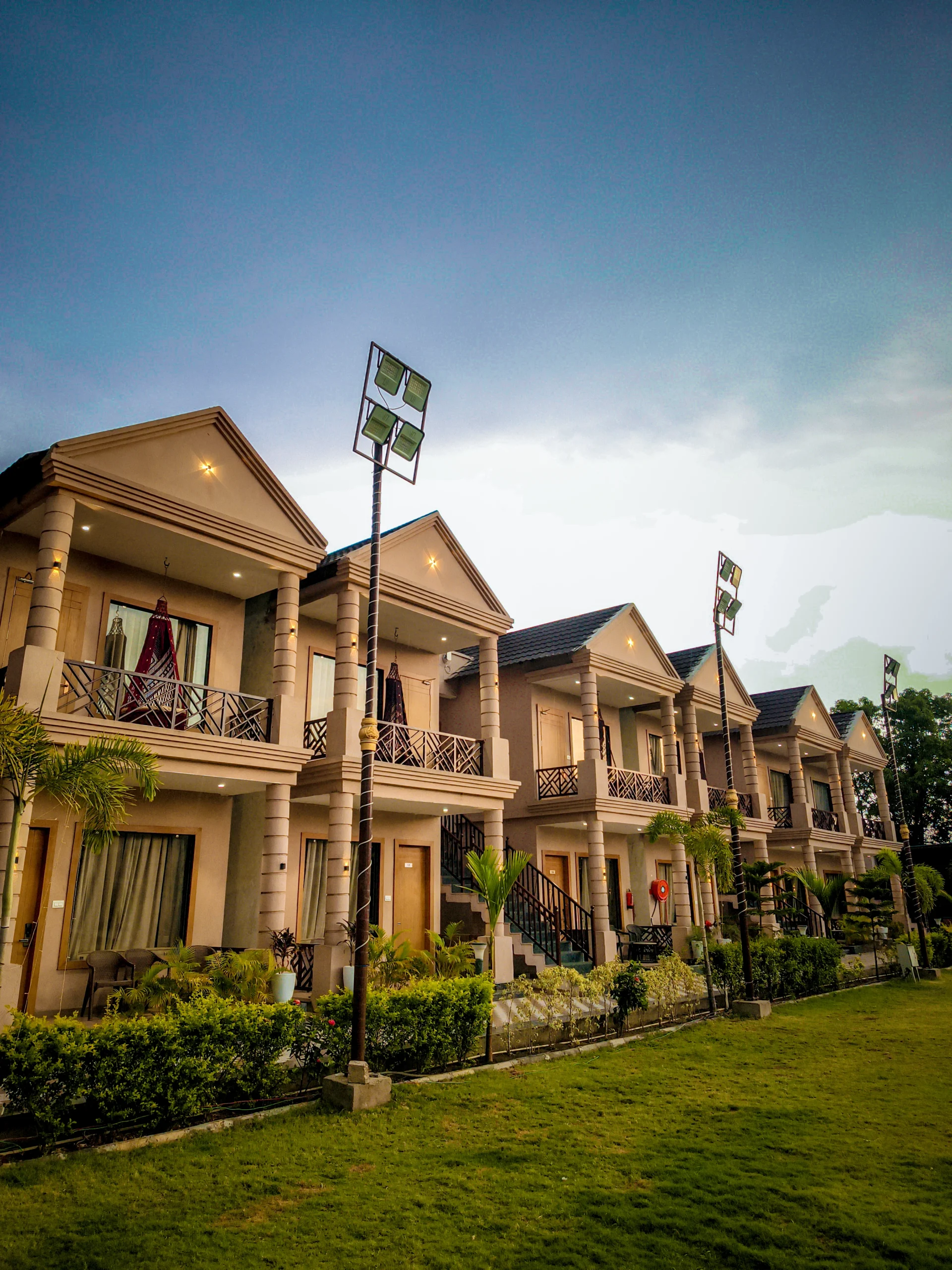 Pearl Blue Resort Bhaopal (3)