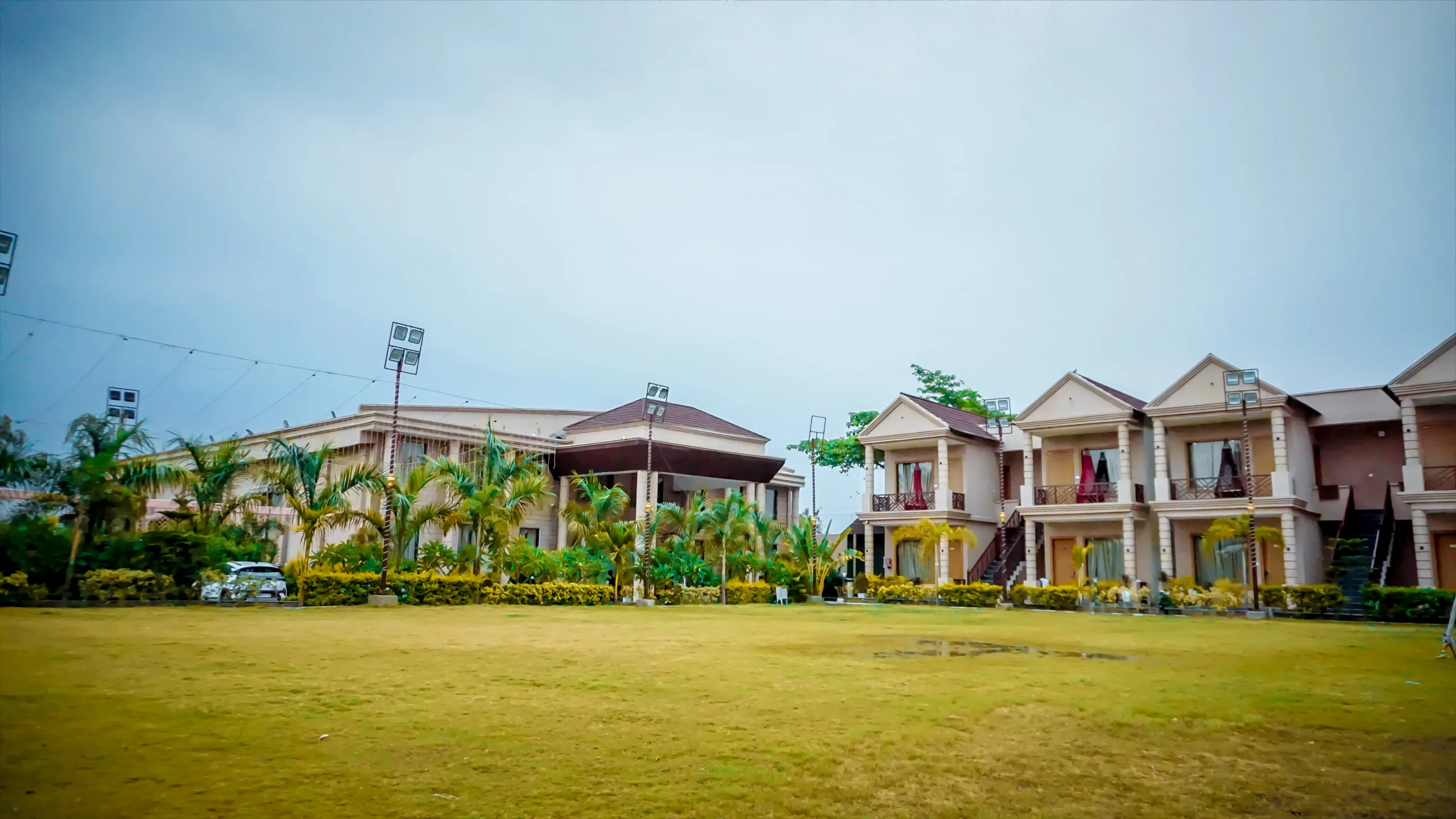 Pearl blue resot (5)