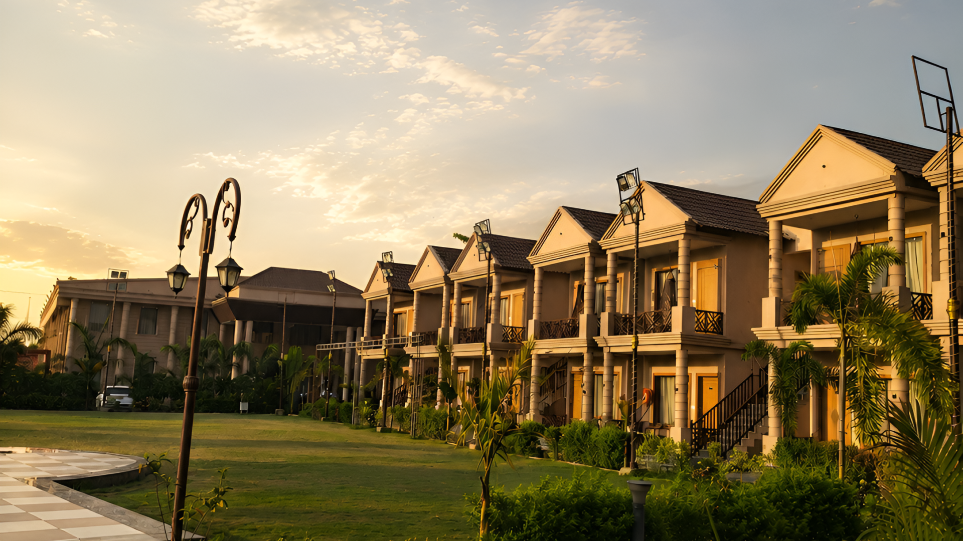 Pearl Blue Resort High Qaulity (1)